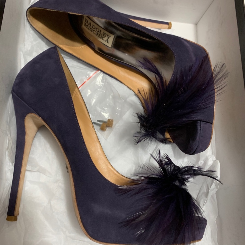 Shoes - Picture 9 of 16